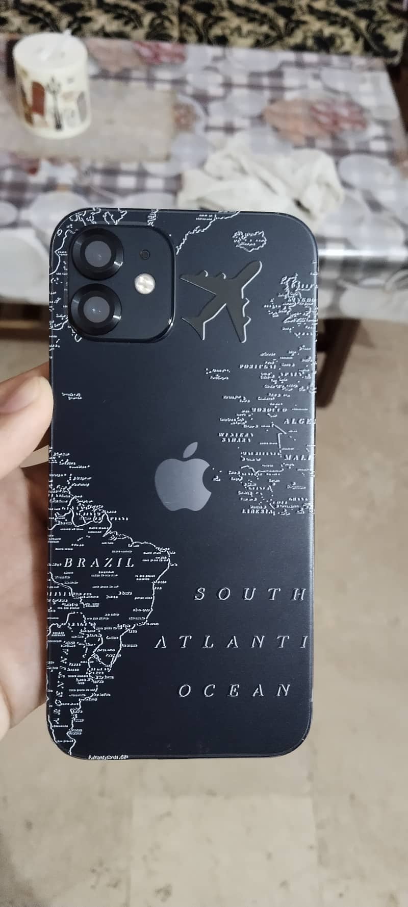 Apple iPhone 12 9