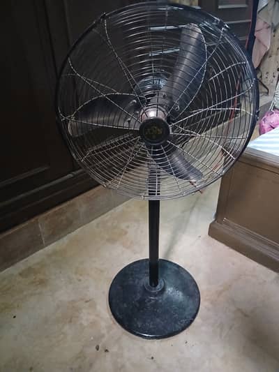 3 Blade Solar Pedestal Fan (DC) Black