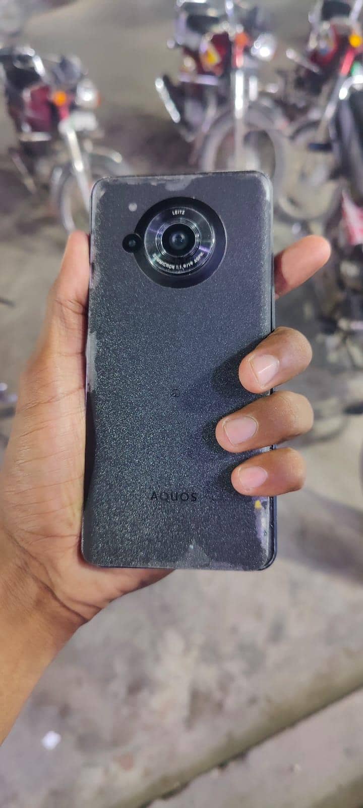Sharp Aquos Sense7 1