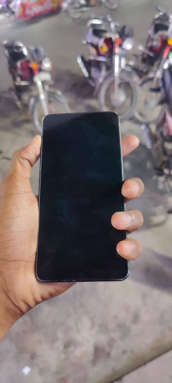 Sharp Aquos Sense7 4