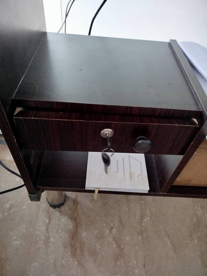computer table 2