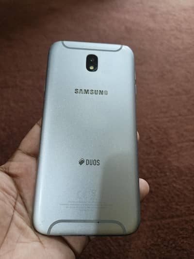 Samsung Mobile J7 Pro