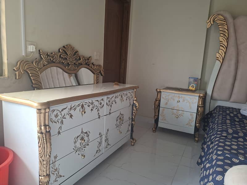 bed room set 1
