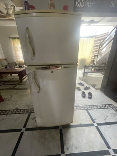 Dawlance refrigerator and freezer
