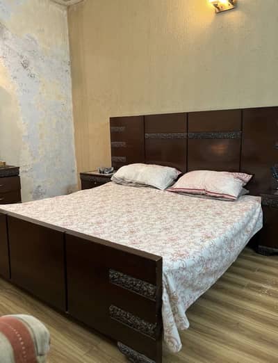 Beds , Side Table & Dressing Table for Sale