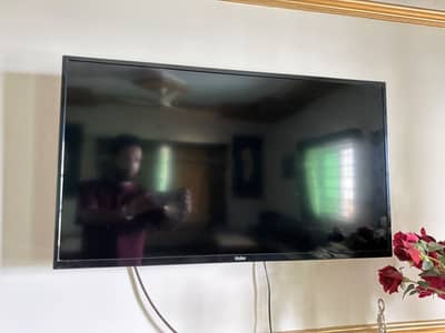 Haier 42 inch