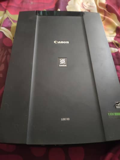 Cannon LIDE 110 scanner