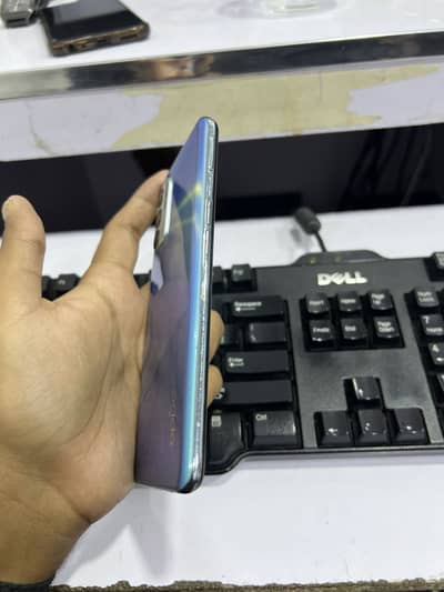 OPPO Reno6