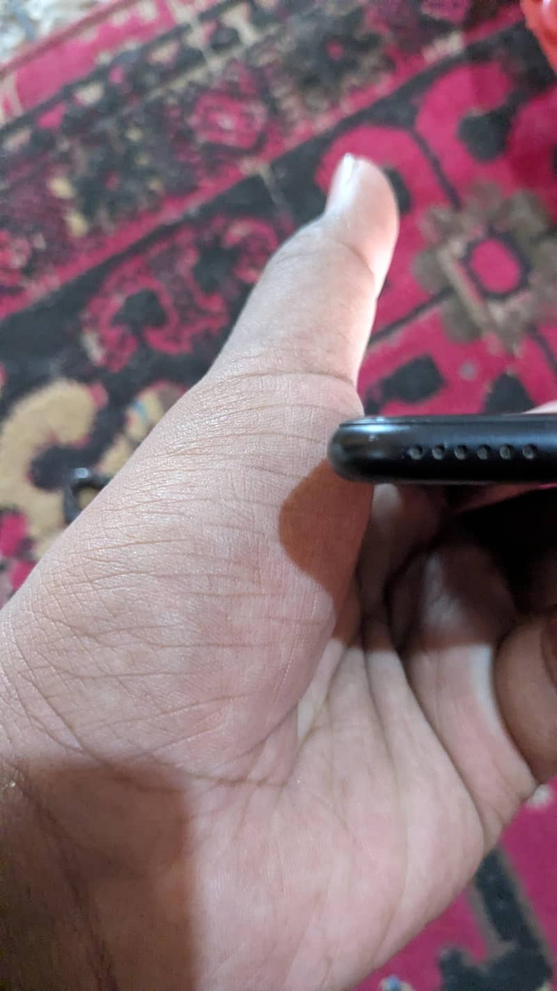 Apple iPhone SE 6