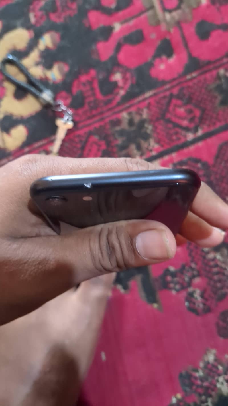 Apple iPhone SE 7