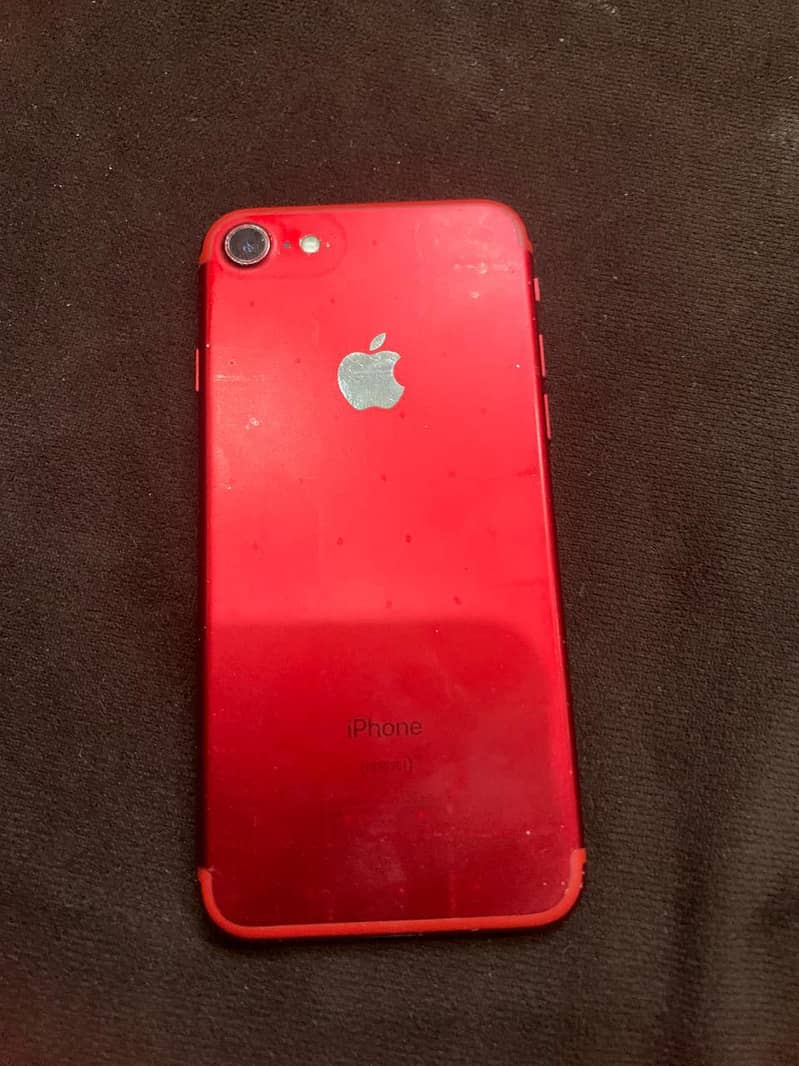Apple iPhone 7 0