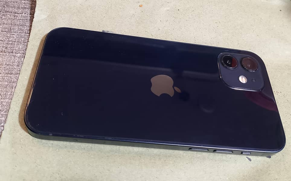 iphone 12jv 1