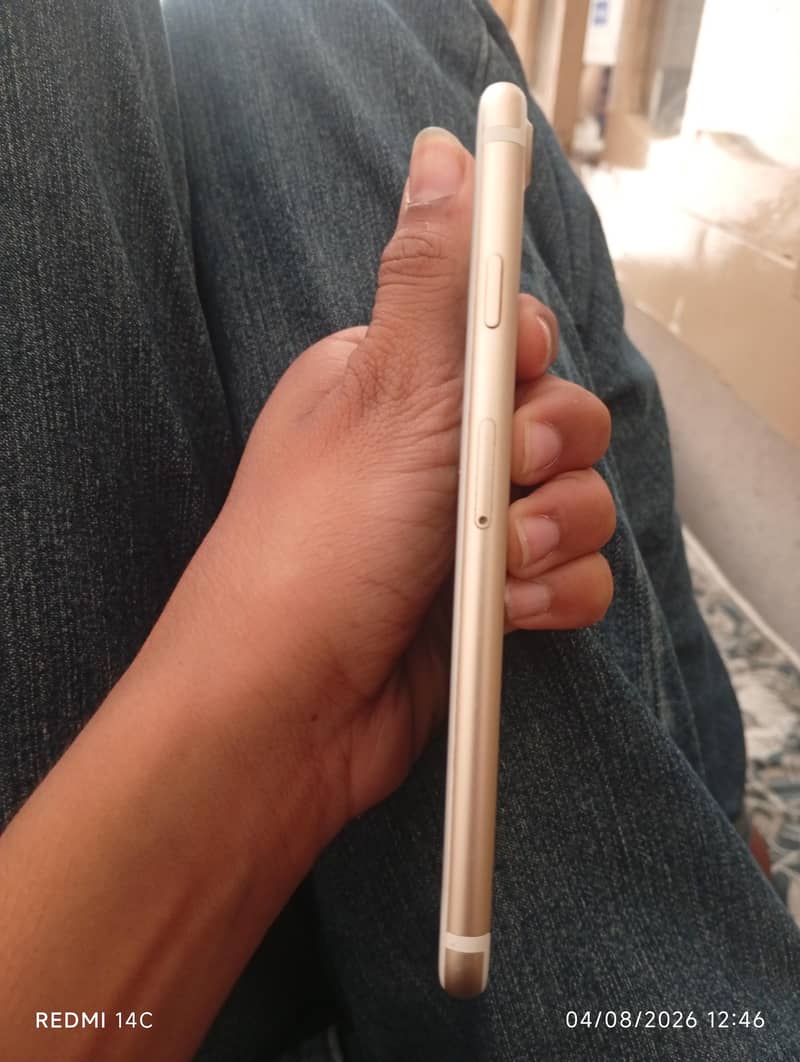 Apple iPhone 7 5