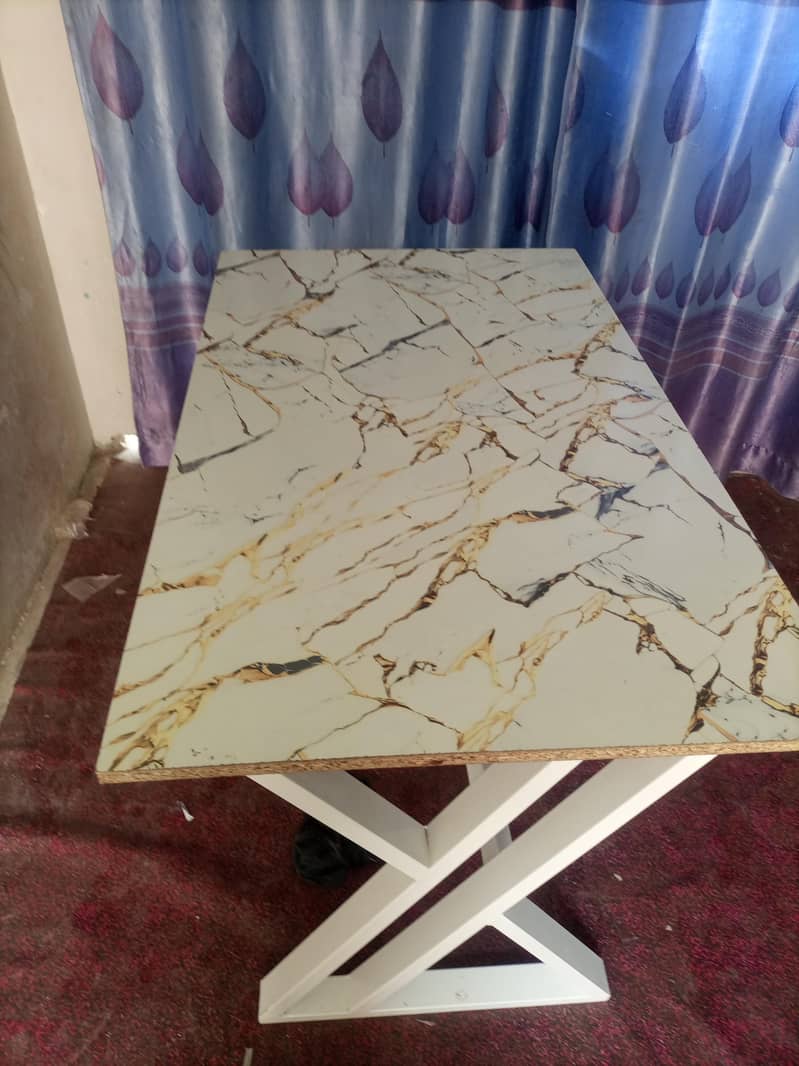laptop table 1