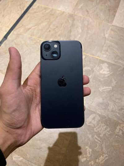 Apple iPhone 13