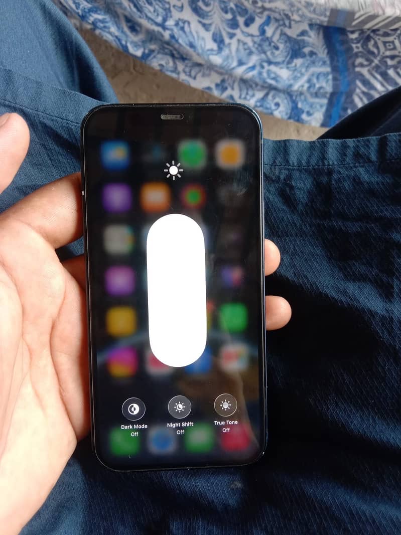 Apple iPhone 12 2