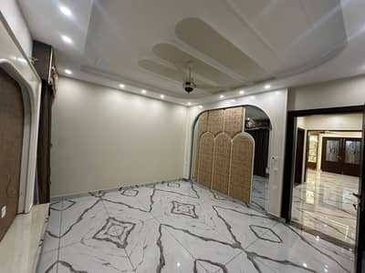 A Palatial Residence For Good Location Rent In DC Colony - Indus Block Gujranwala
