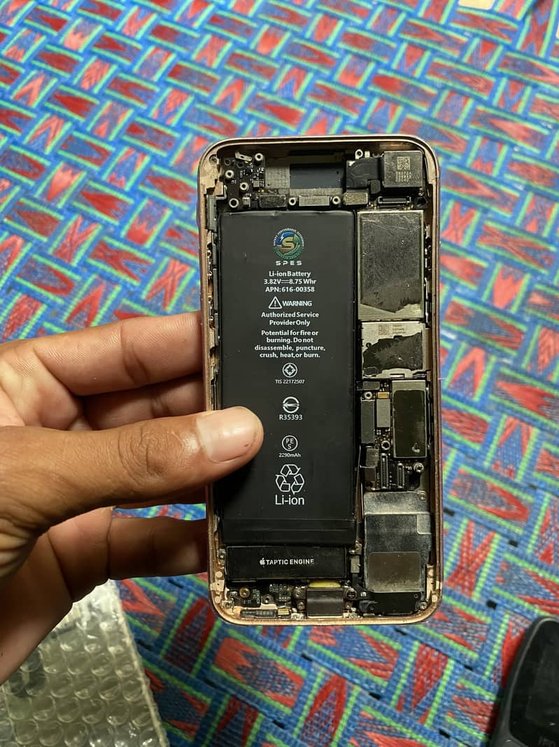 Iphone 8G 2