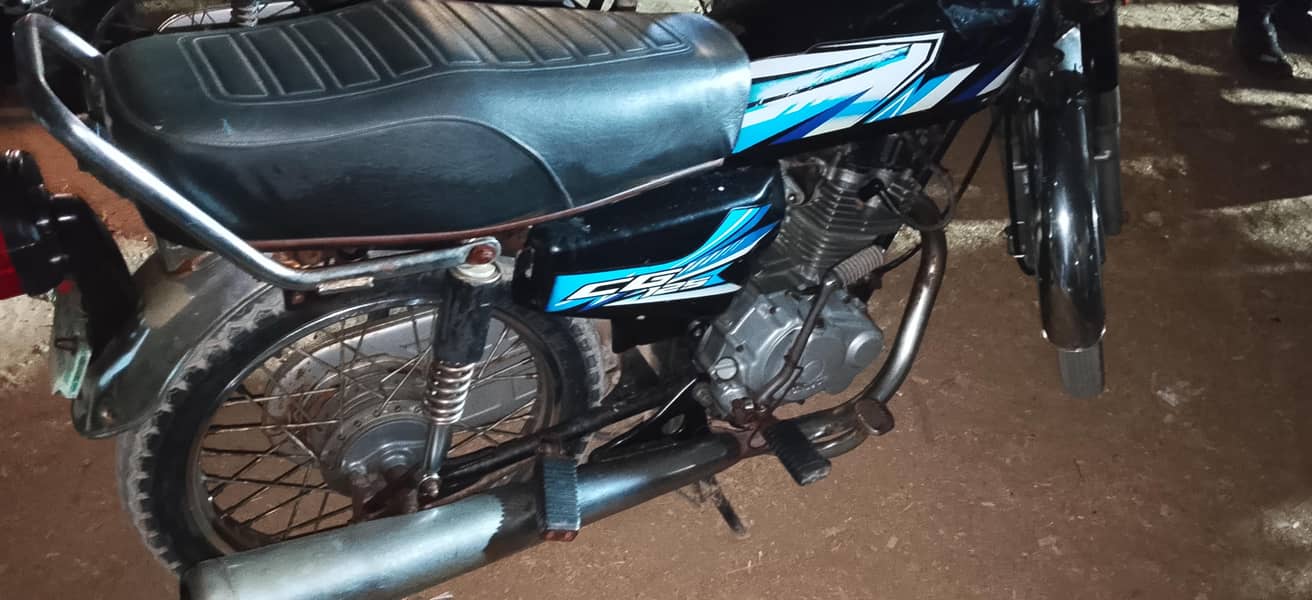 Unique 125 Model 2016 3