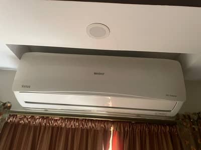 Orient 1.5 ton DC inverter okay condition ma ha