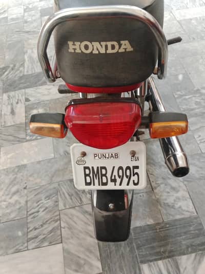 urgent sale karni he many
