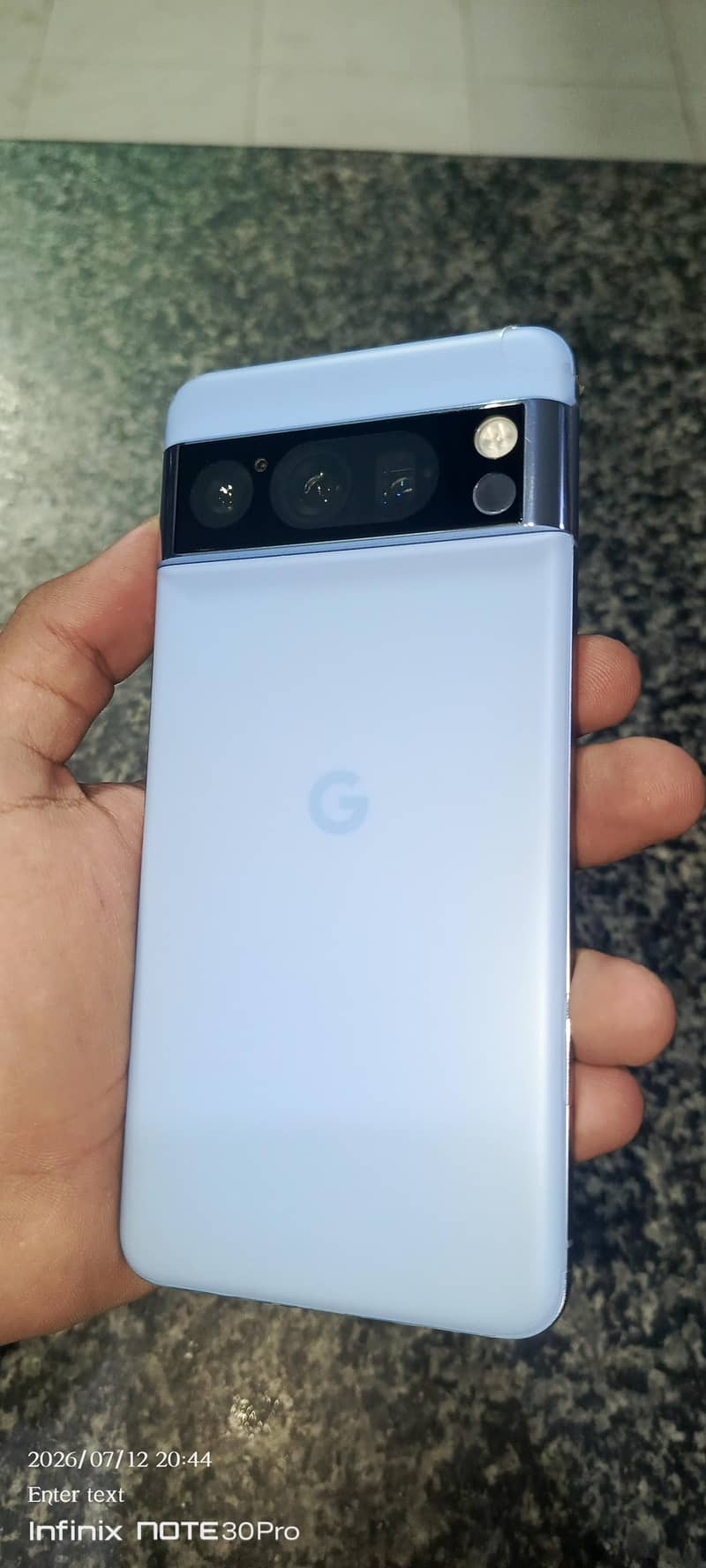 Google Pixel 8 Pro 2