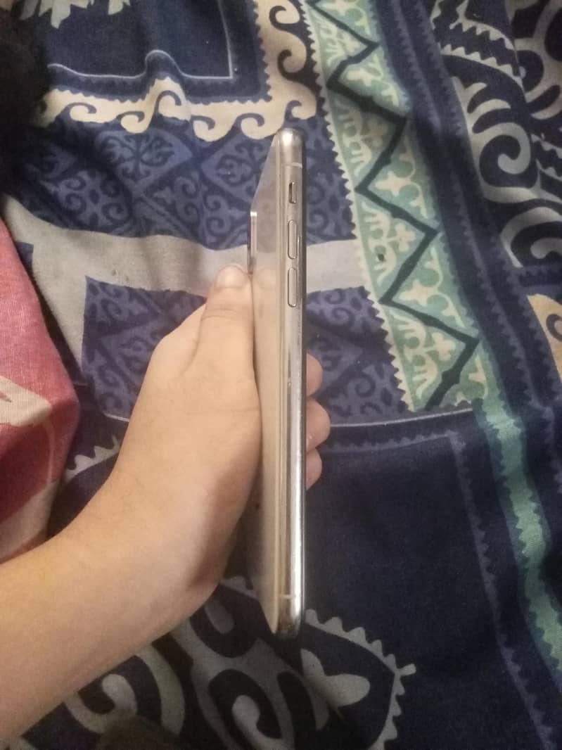Apple iPhone X 1