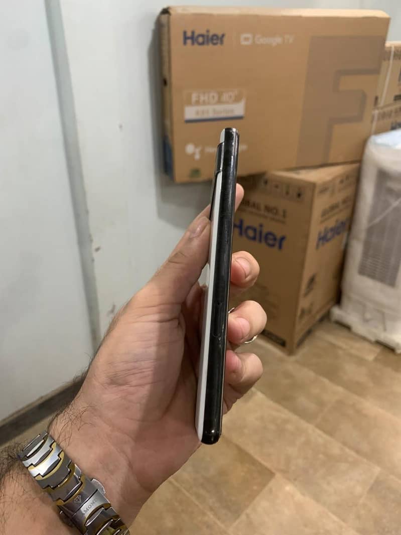 Google Pixel 6a 4