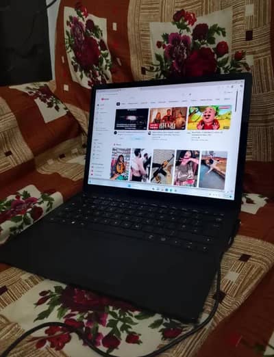 Microsoft surface 3 i5 10th Generation 256 GB ssd Touch Screen