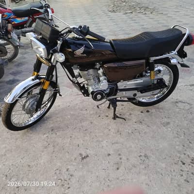 Honda 125 self start special edition