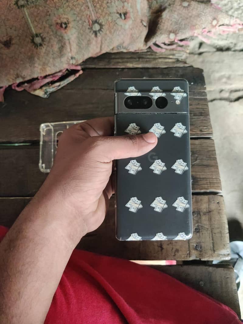 Google Pixel 7 Pro 12