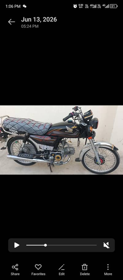 Black Honda CD 70