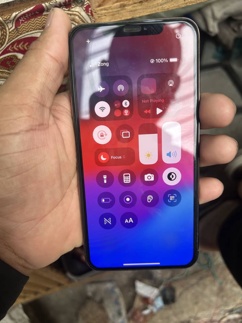 Apple iPhone XS Max 2