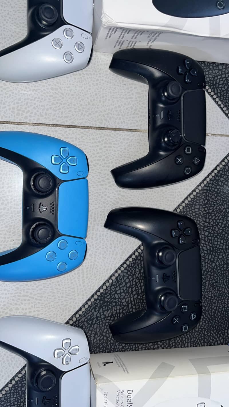 ps5 controllers 3