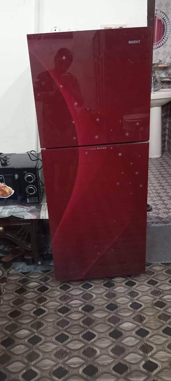 Refrigerator 0