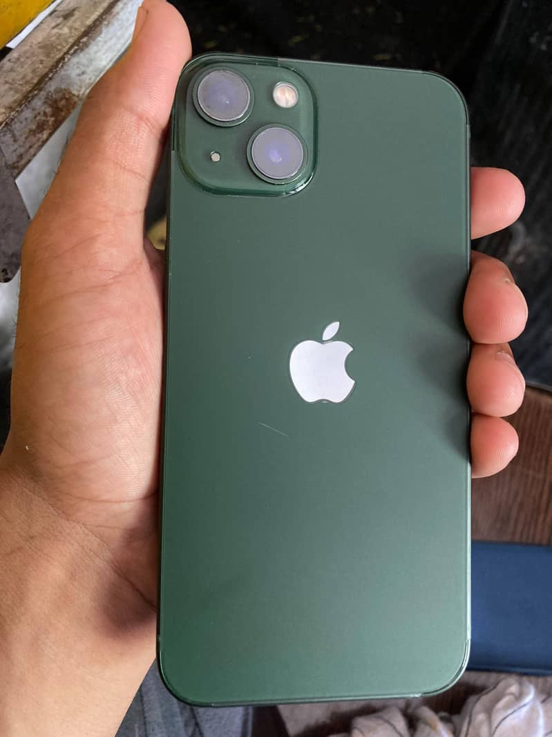 Apple iPhone 13 0