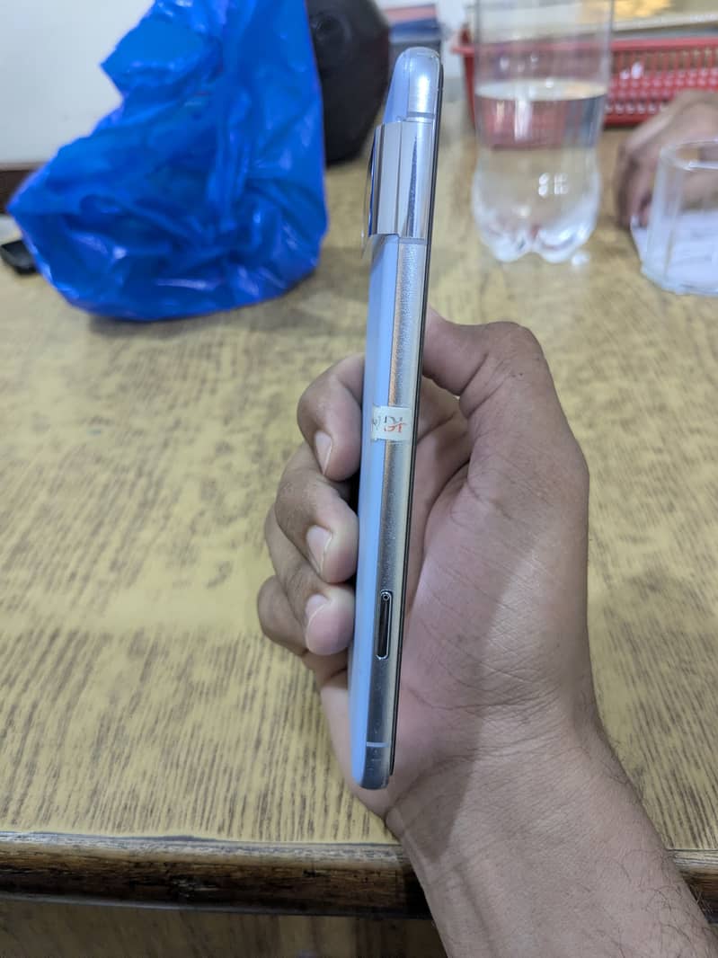 Google Pixel 8 Pro 2