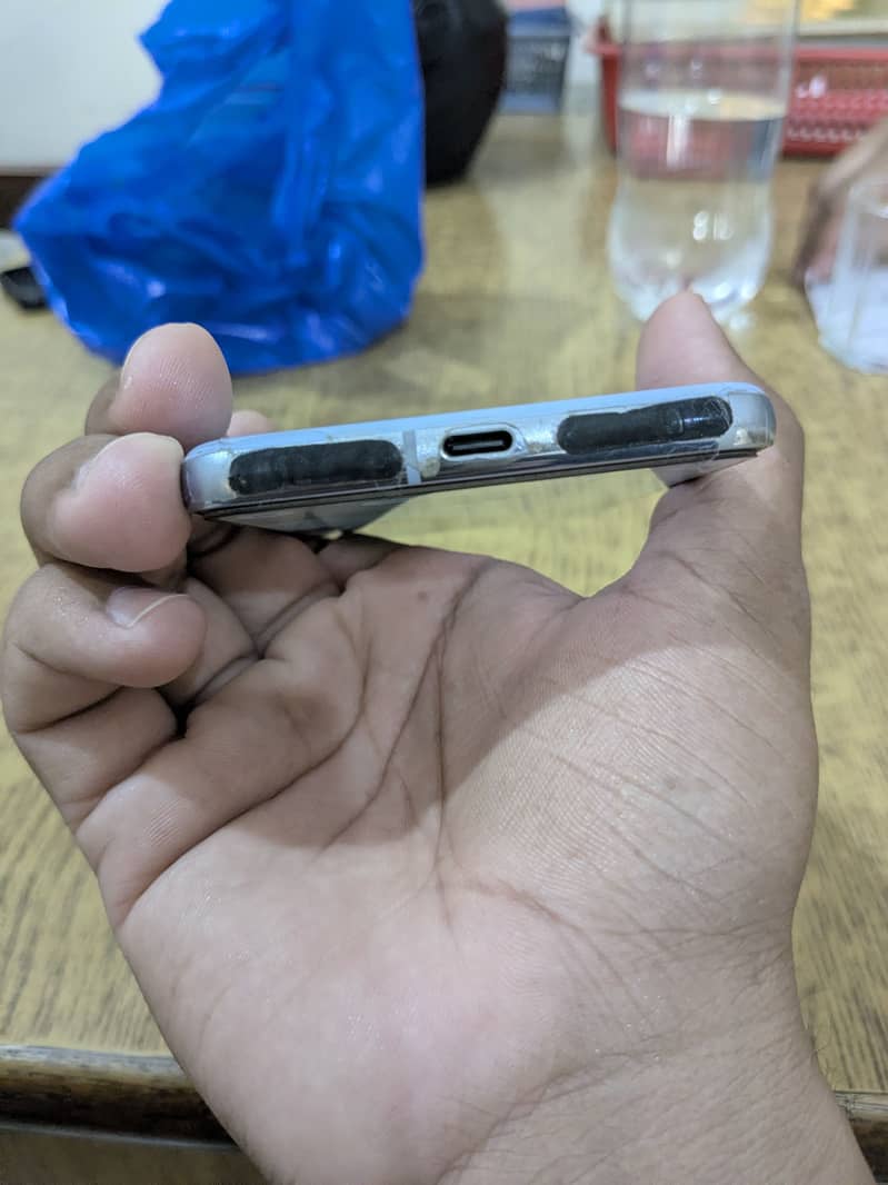 Google Pixel 8 Pro 3