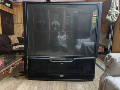 LG HOME THREATRE DOLBY SCREEN