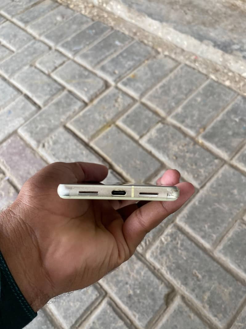 Google Pixel 7 2