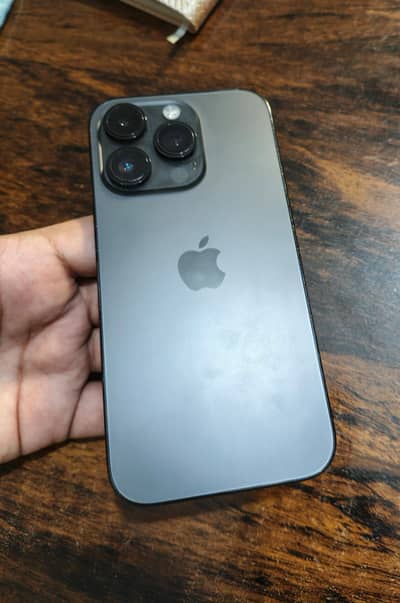 Apple iPhone 14 Pro (256gb) 76% Battery