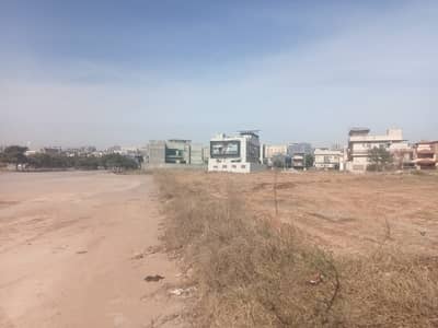 8 Marla Commercial Plot Available For Sale In Block C