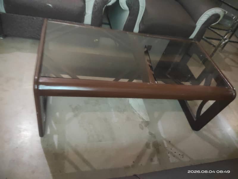 Sofa,Show Case and Centre Set 1