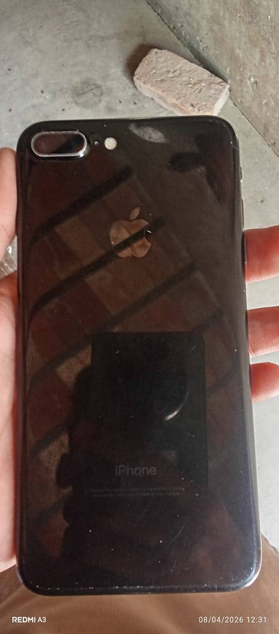 Apple iPhone 7 Plus 0
