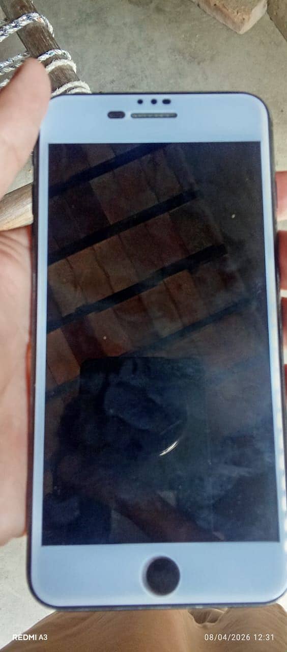 Apple iPhone 7 Plus 1