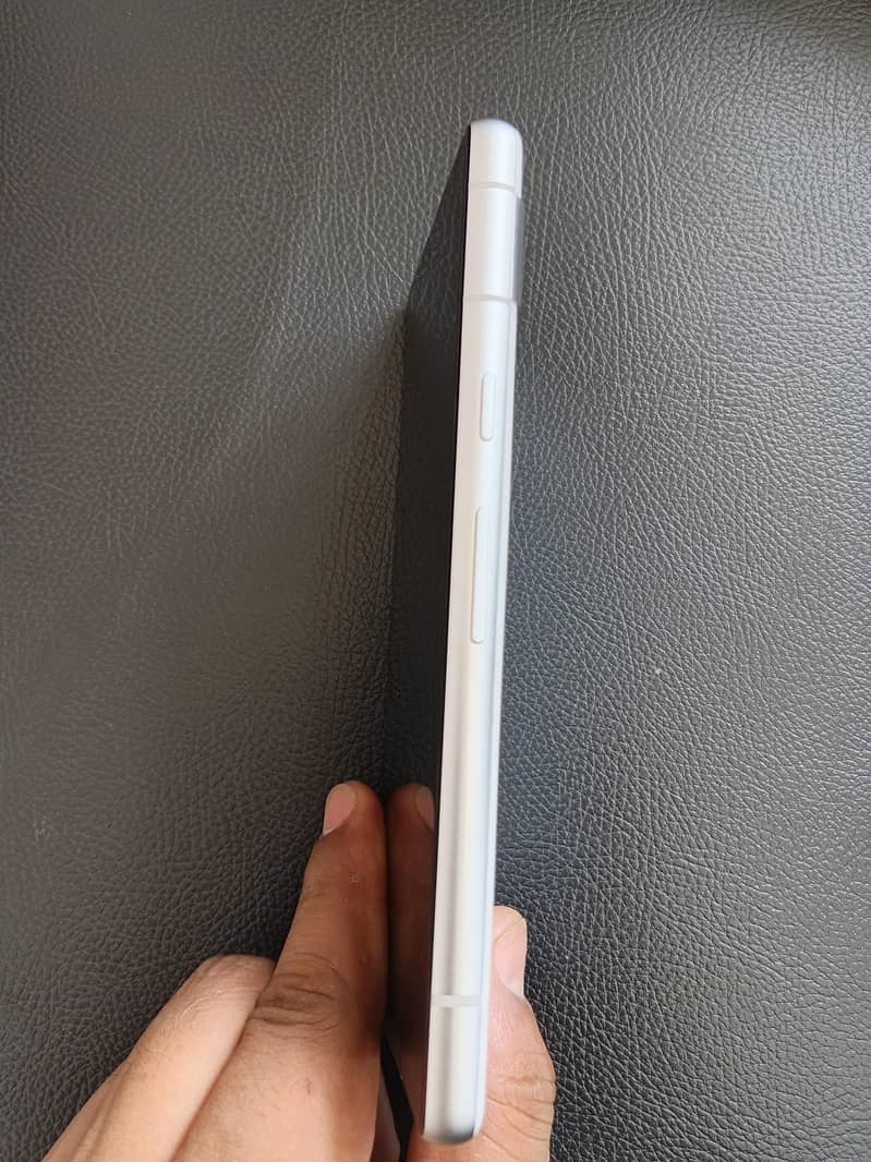 Google Pixel 7a 1