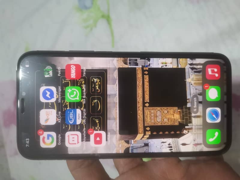 Apple iPhone X 3