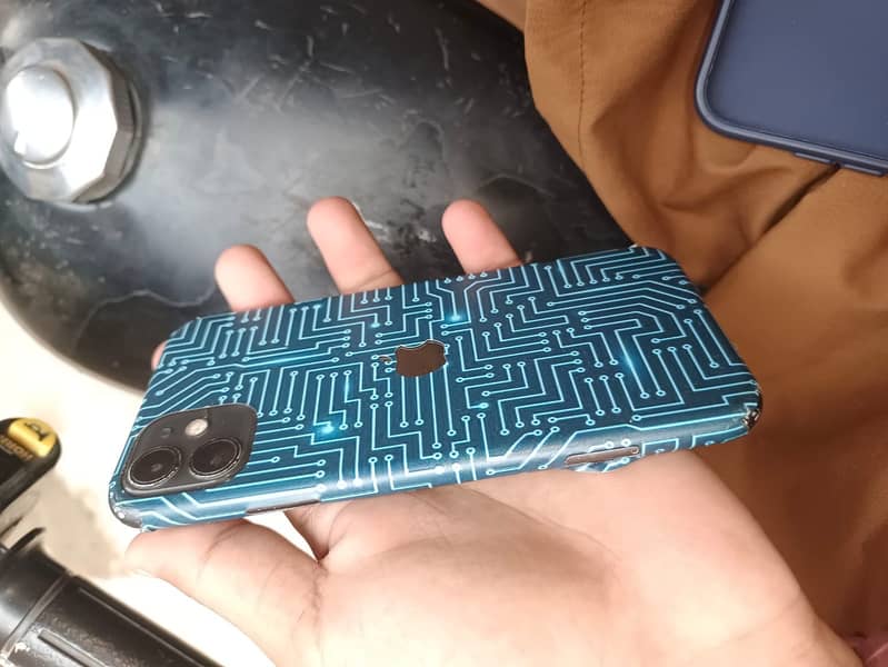 Apple iPhone 11 2