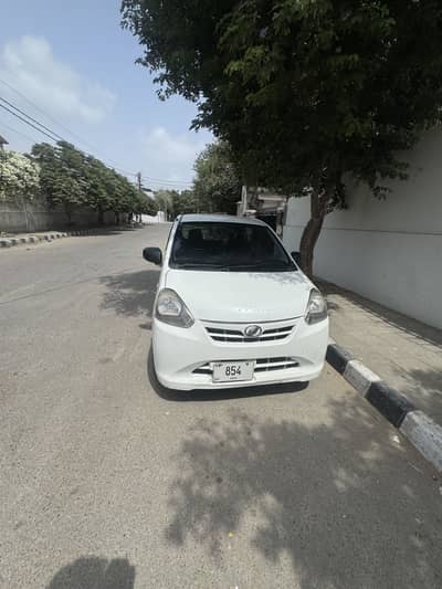 Daihatsu Mira 2013