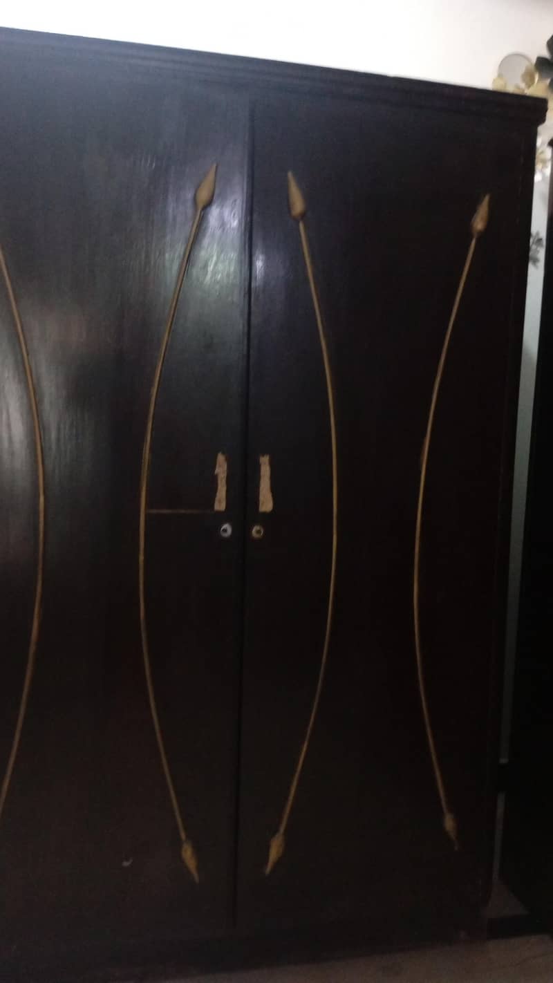 double door wardrobe 2